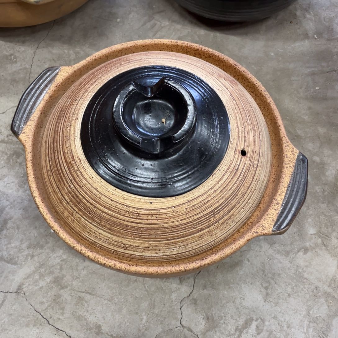 盘瓷器微瑕口径24高9