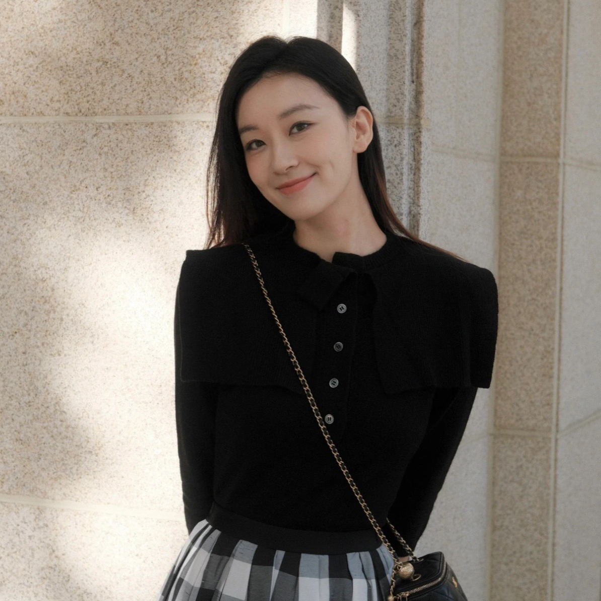 99新 DIOR/迪奥 刺绣荷叶领羊绒针织衫 34码 04596