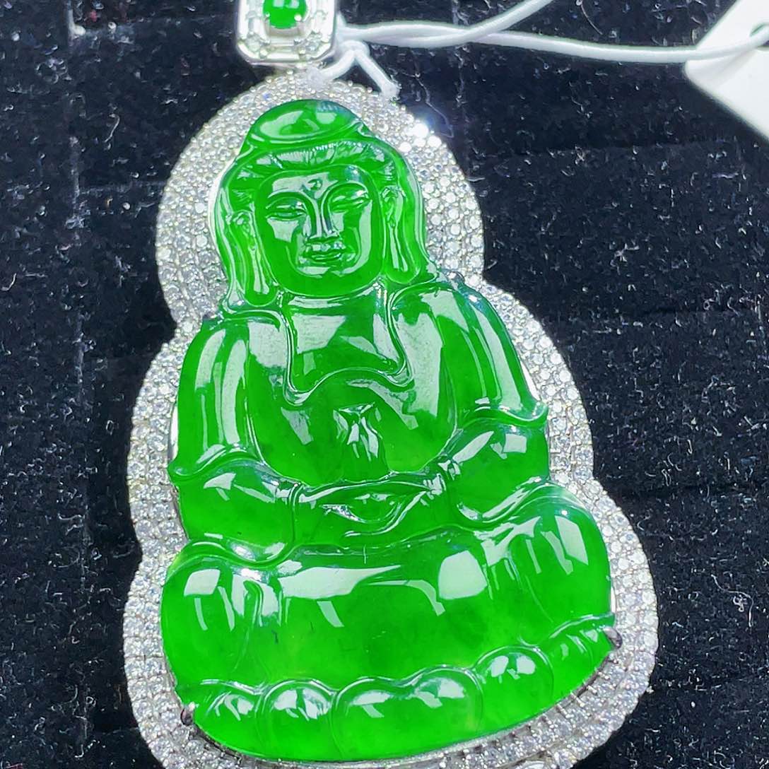 翡翠颈饰未镶嵌33，