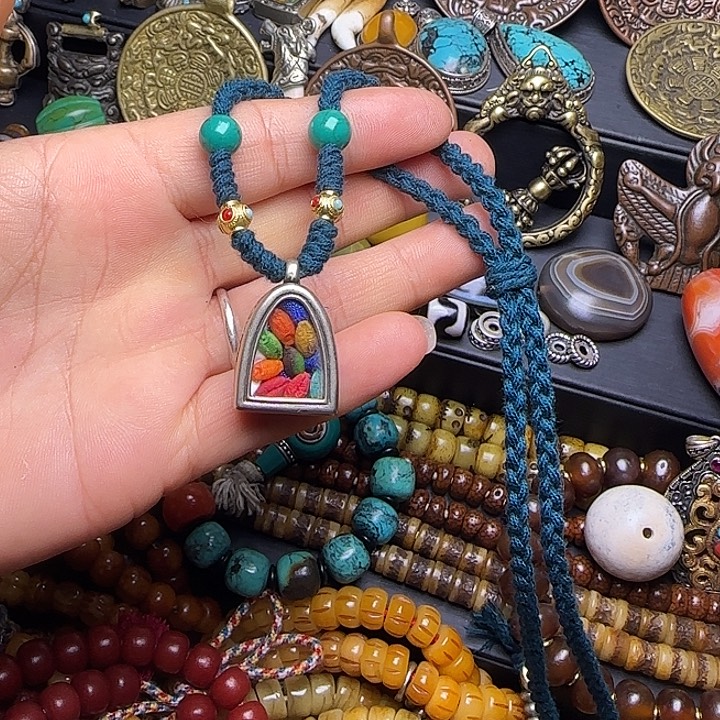 手串/手链贝壳………………………………