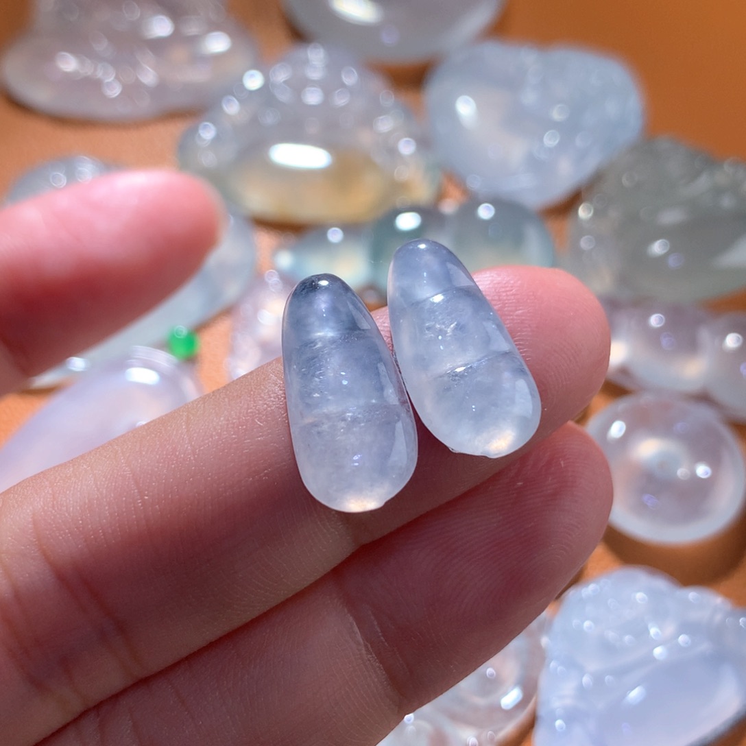 翡翠颈饰未镶嵌缅甸