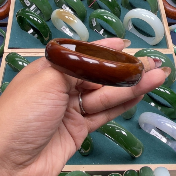 和田玉手镯未镶嵌61圈口