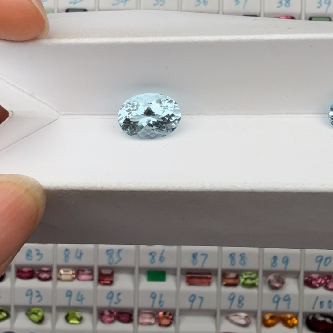 W***x海蓝宝石裸石天然