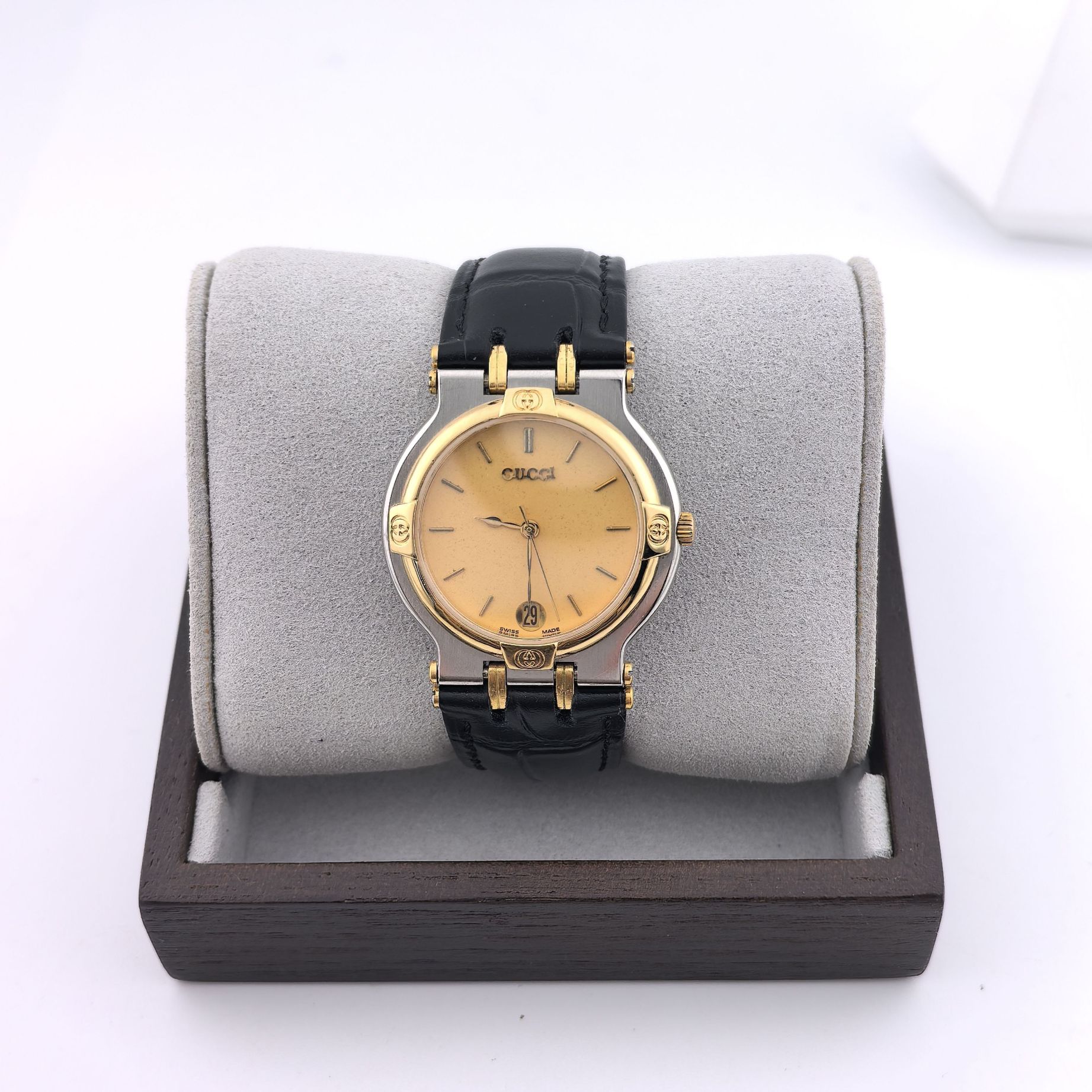 95新 GUCCI/古驰 中古古驰女表/石英机芯/表经31.8mm/01977