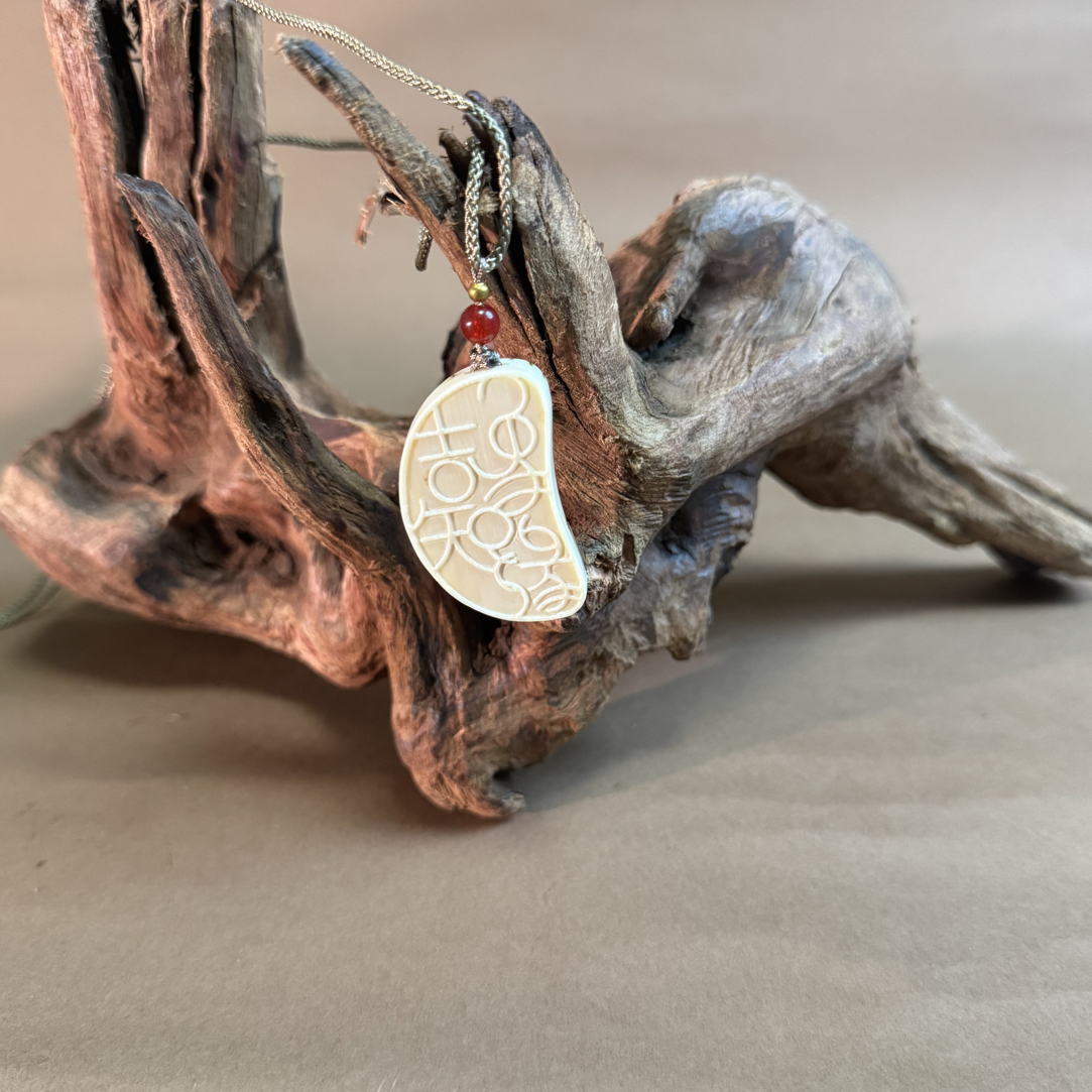 天然猛犸牙吉事牌【月牙款】