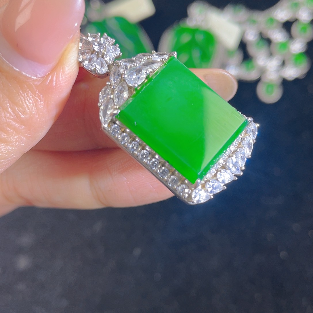 翡翠吊坠(不含链)银S925镶嵌