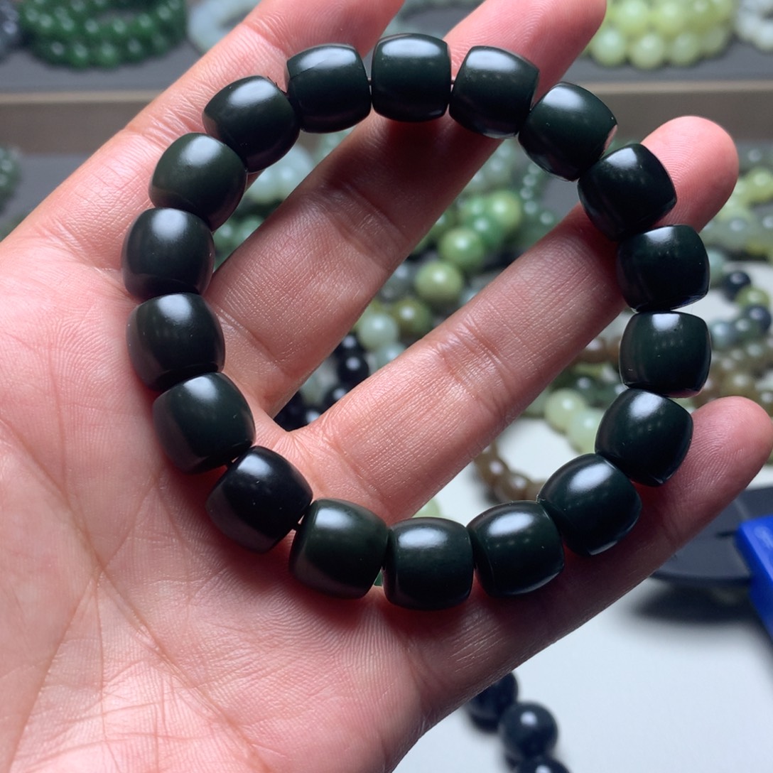 和田玉未镶嵌手链