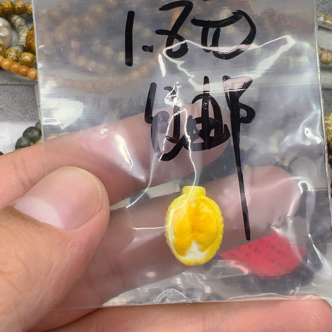 星月菩提手串13榴莲配饰一个