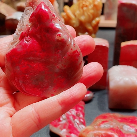 昌化石昌化精品鸡血石