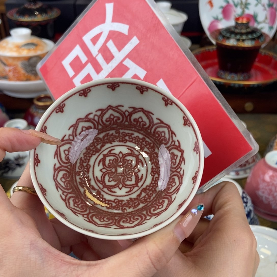 陶瓷艺术家的作品是一种习惯，