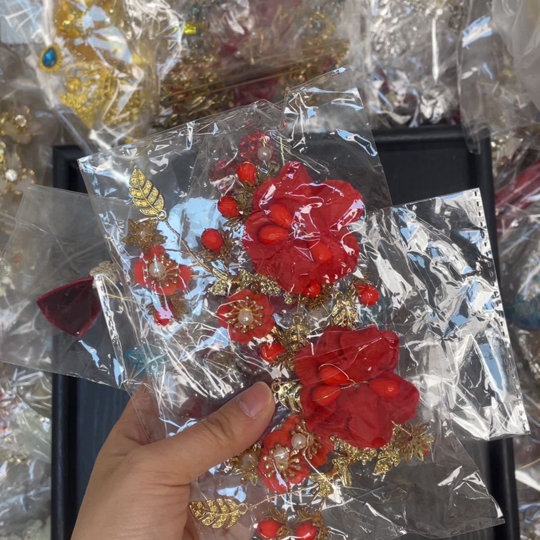 混合材质新娘头饰默认微瑕不退换