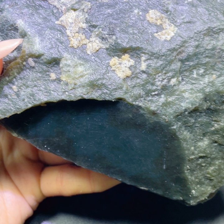 和田玉未镶嵌珠宝半成品