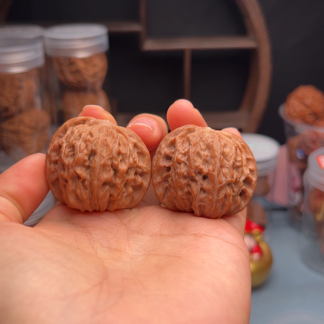 把件文玩核桃红油皮 磨盘  38 