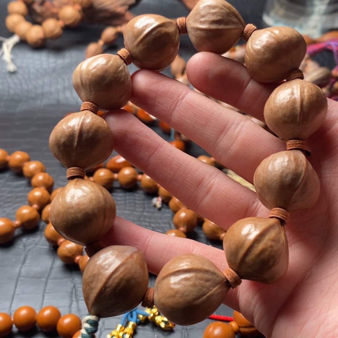 弹****吊坠橄榄核橄榄核