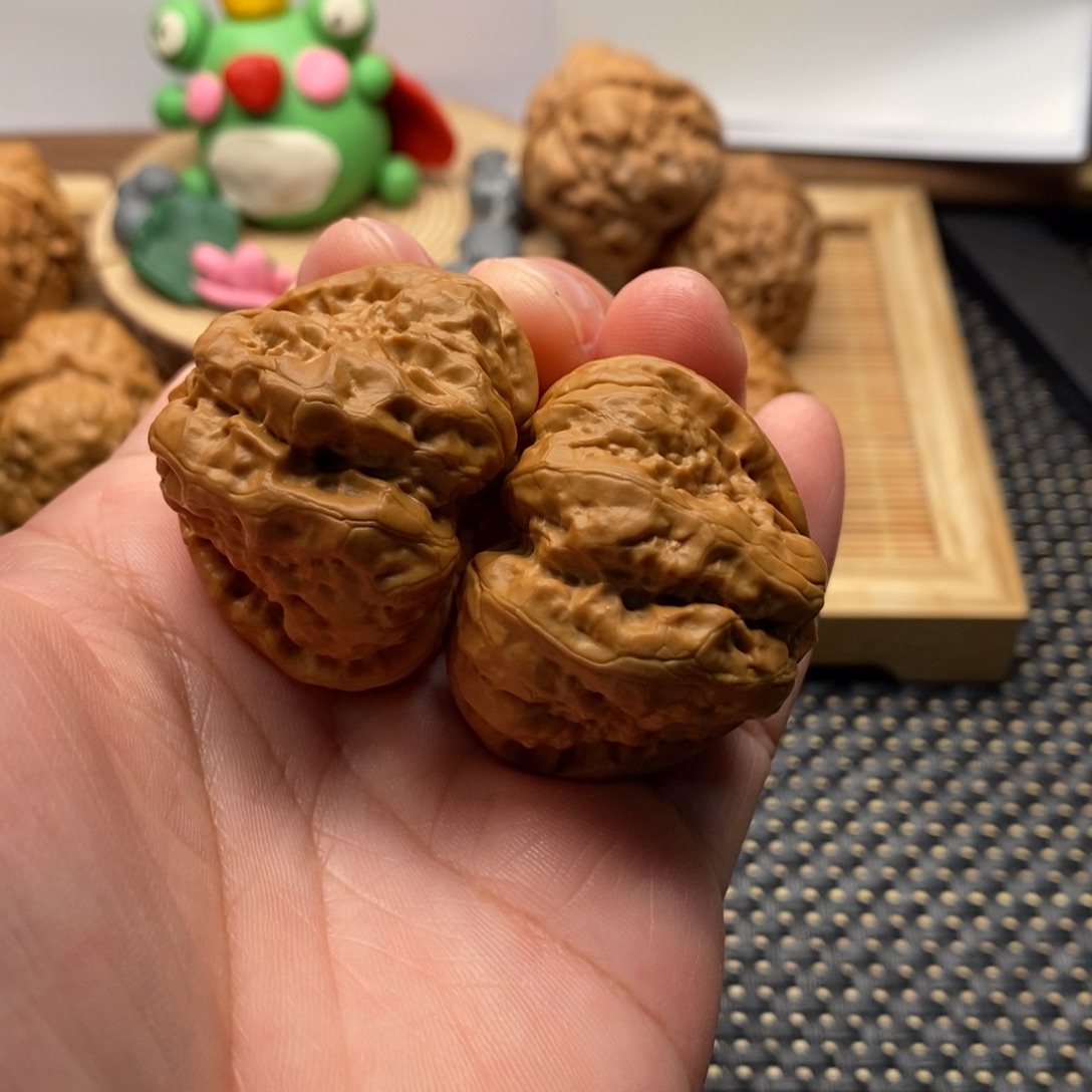 把件文玩核桃三角边39