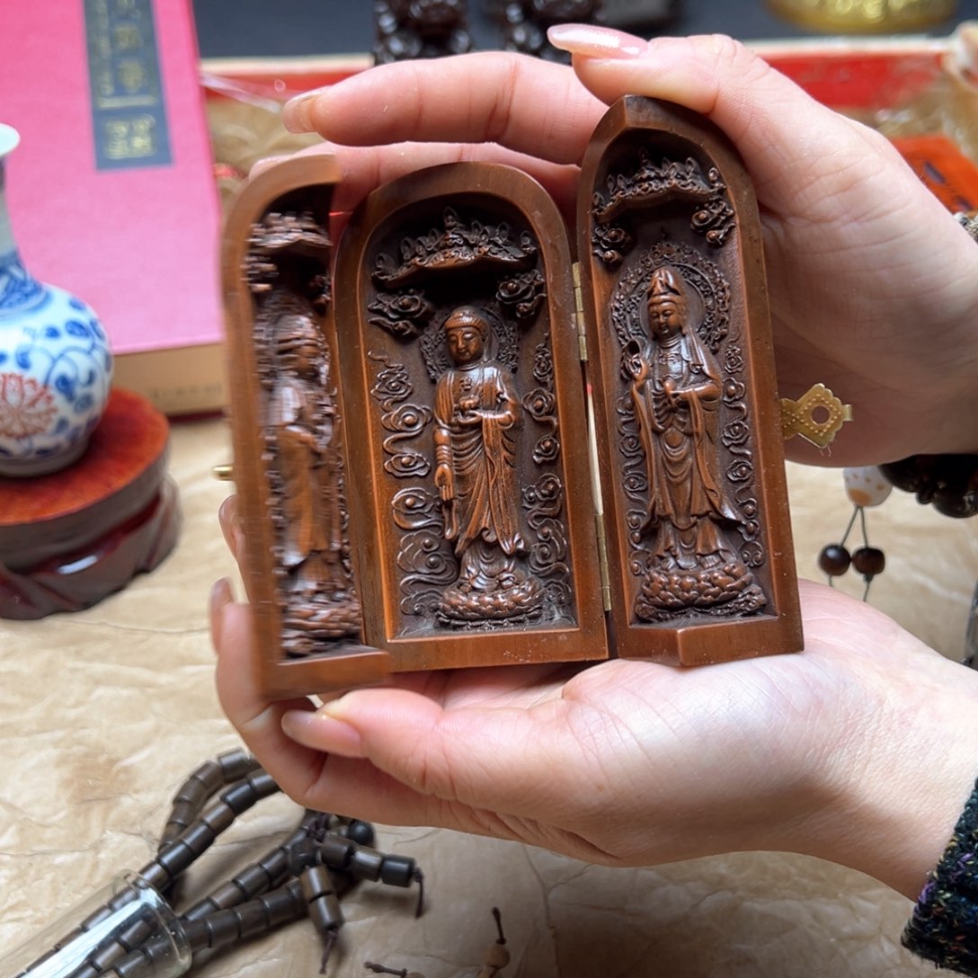 大叶紫檀（黑酸枝木类）