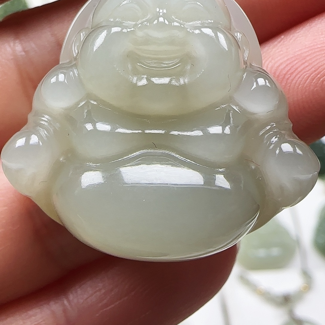 和田玉未镶嵌吊坠(赠链)