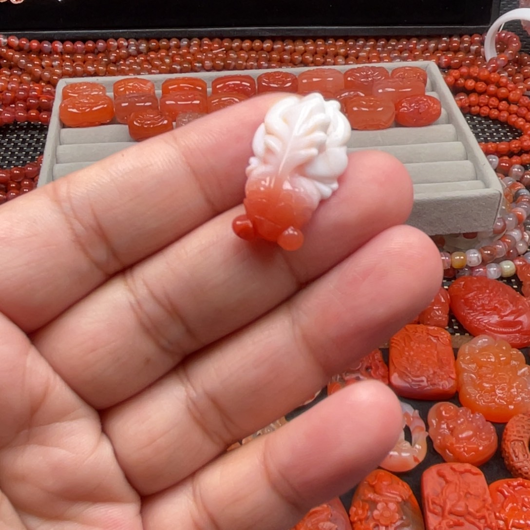 南红玛瑙银S925镀金镶嵌红白鱼