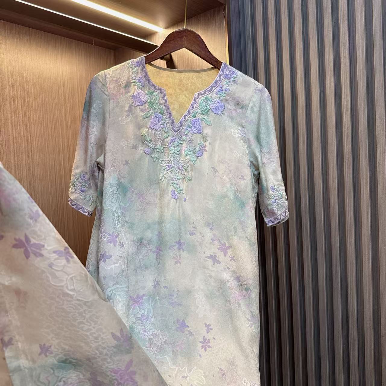 花之物语-新中式国风夏季新款文艺复古禅意绣花连衣裙