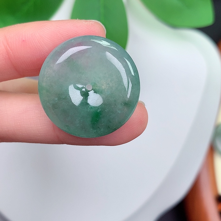 颈饰未镶嵌翡翠24.1-5.6mm