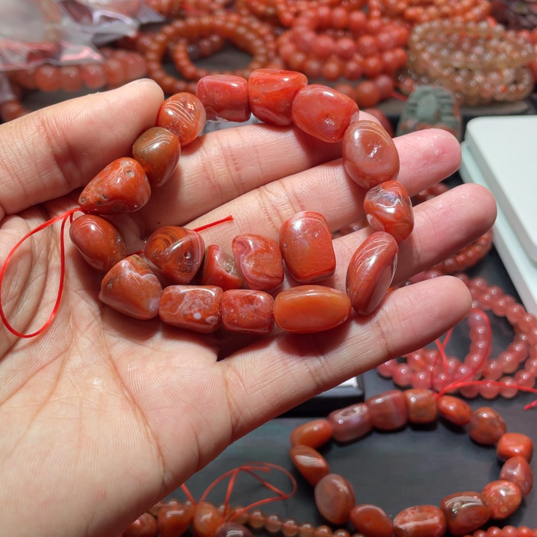 南红玛瑙手链未镶嵌