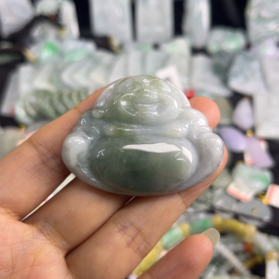 翡翠未镶嵌吊坠(不含链)瑕疵