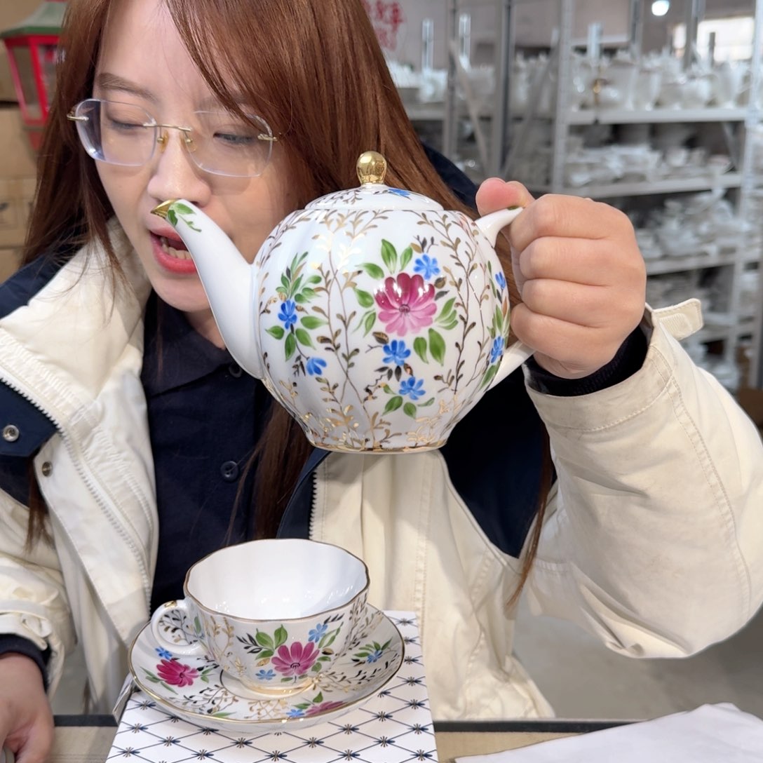 m****^鹅黄1壶2杯碟顺丰