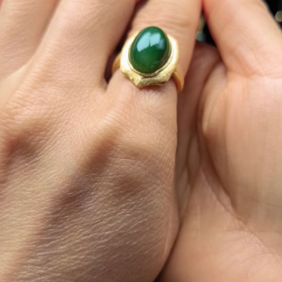 和田玉（碧玉）未镶嵌颈饰戒指