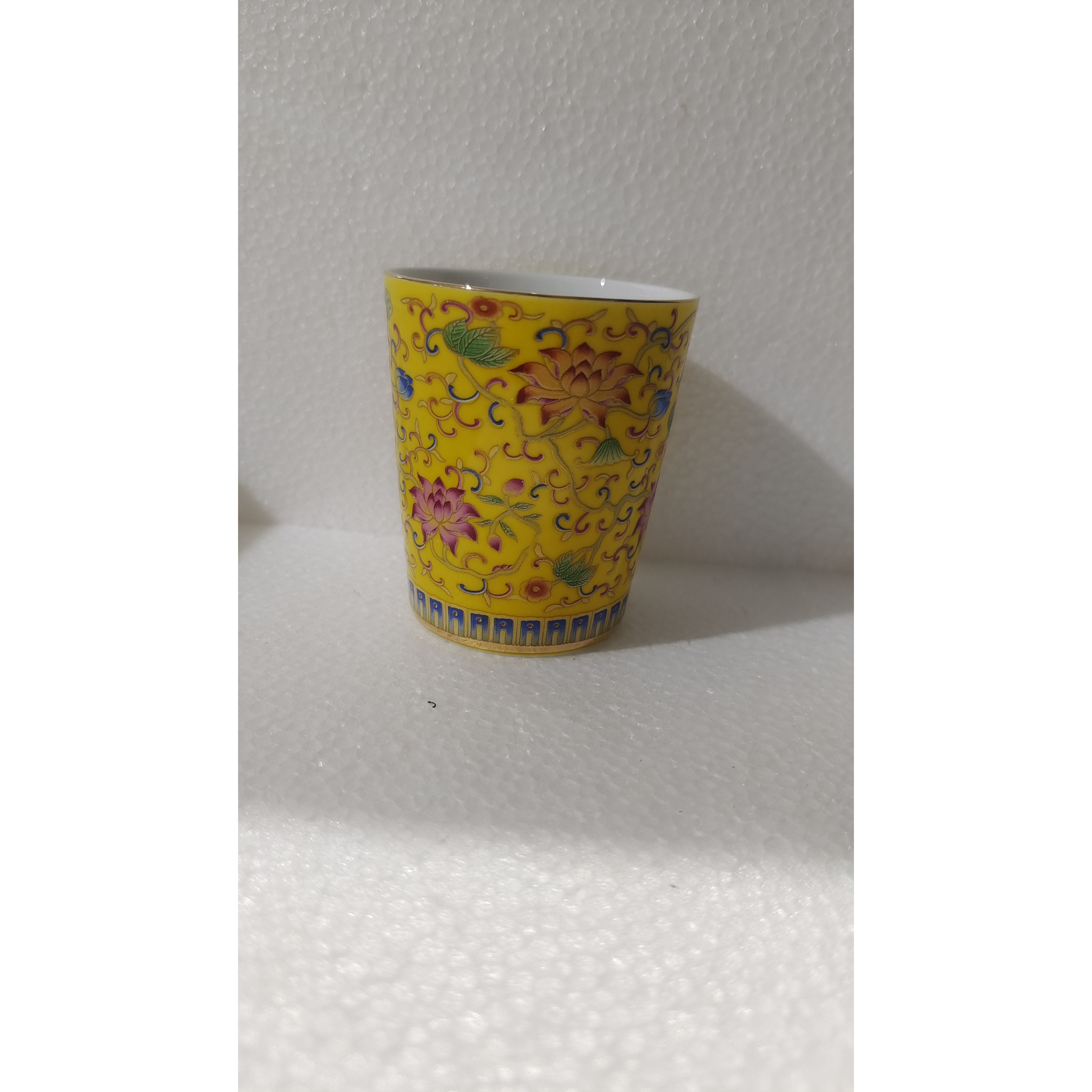 京隆堂缠枝莲小可乐杯（黄）