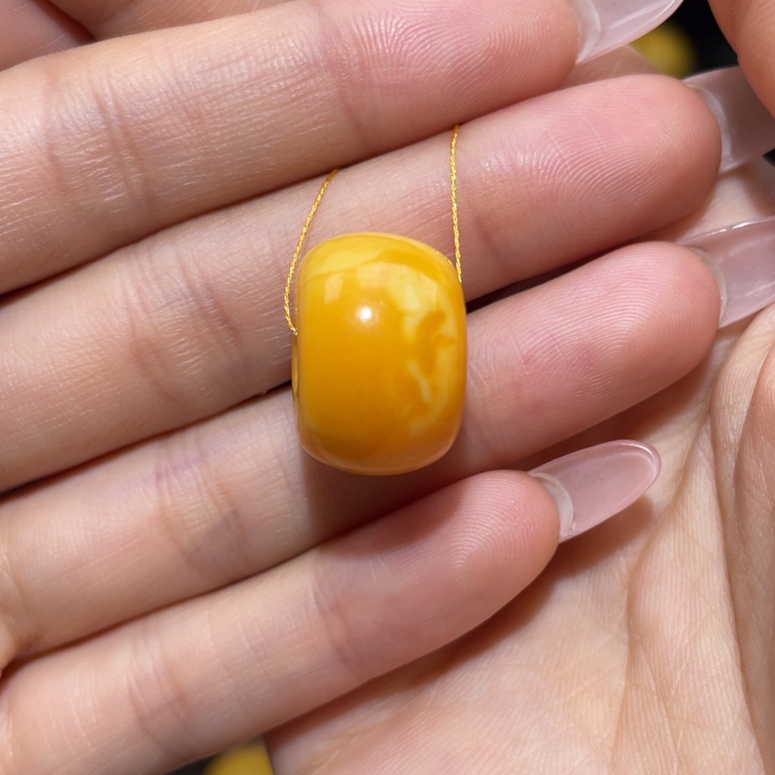 【闪购商品】蜜蜡裸石未镶嵌墩子