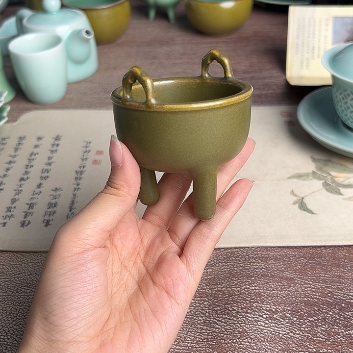 龙泉云间青瓷小米茶器