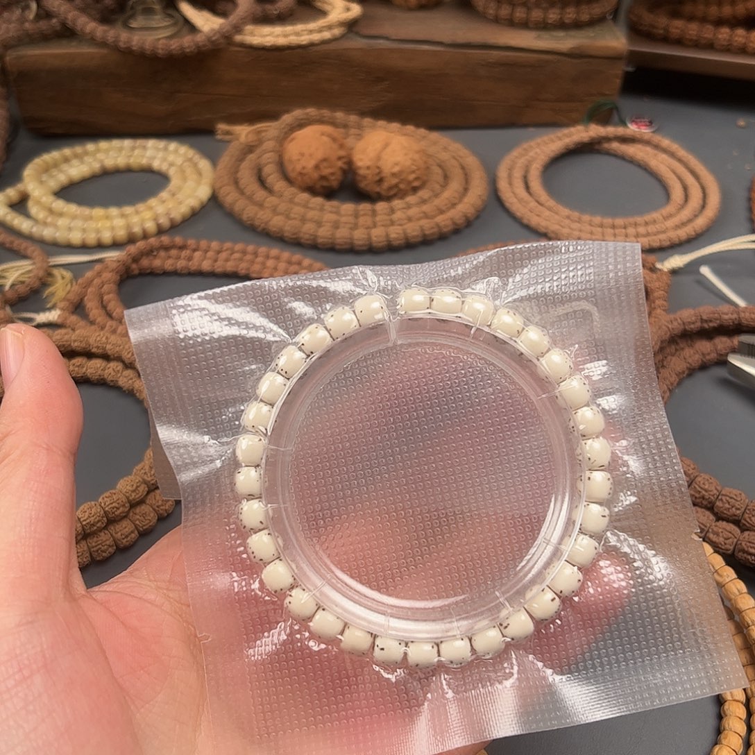 笙***桉金刚菩提吊坠大留白星月