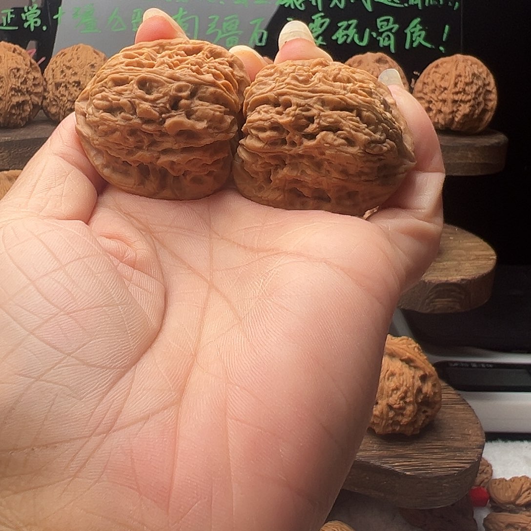 瑞***少吊坠文玩核桃物美价廉物美价廉
