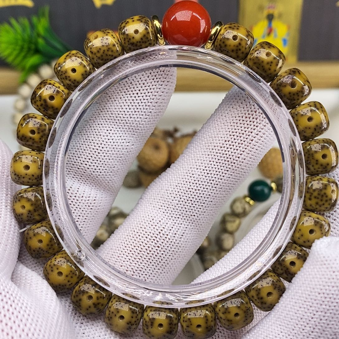 10x9凤眼黄金瞳石玉料