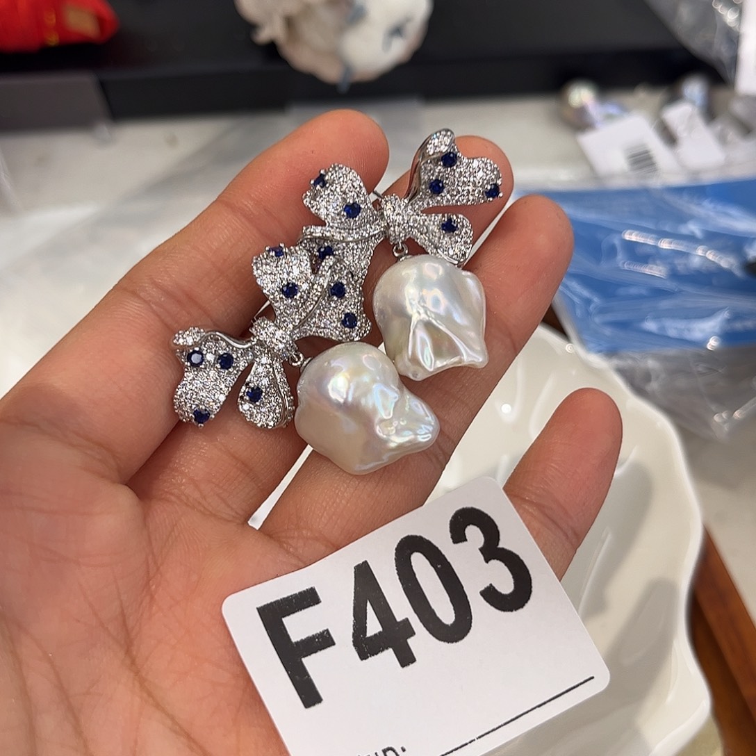 淡水珍珠耳饰合金