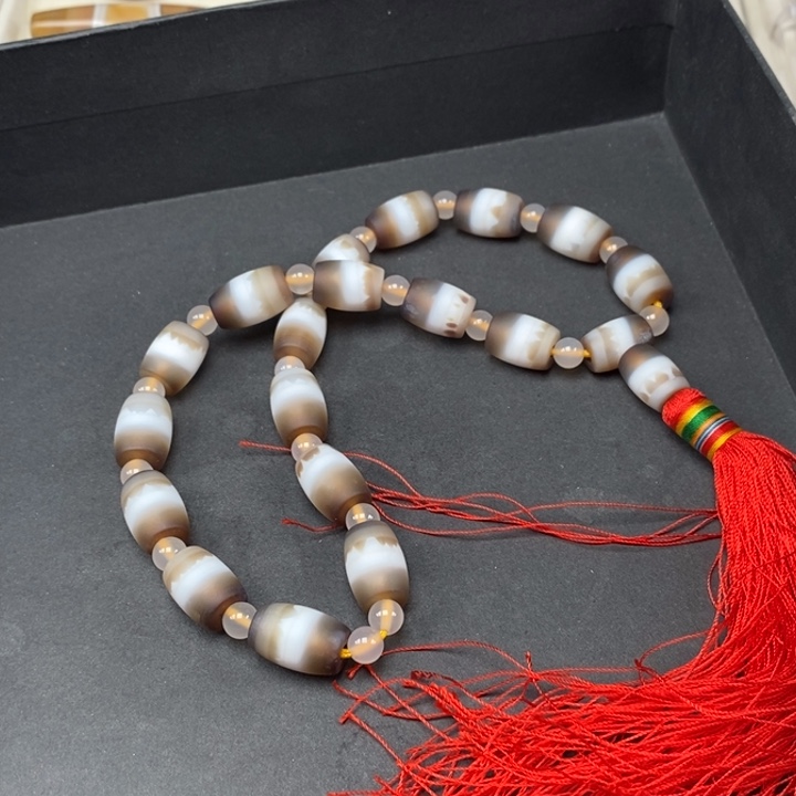 玛瑙/玉髓颈饰未镶嵌