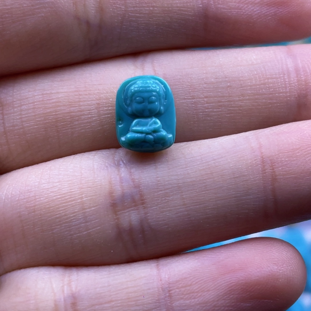 绿松石未镶嵌天然原矿绿松石雕件