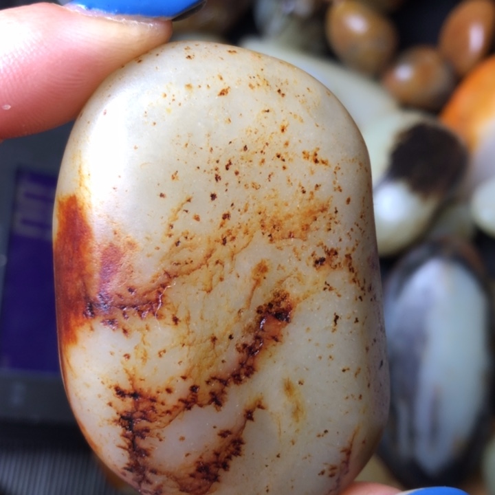 和田玉未镶嵌珠宝奇石