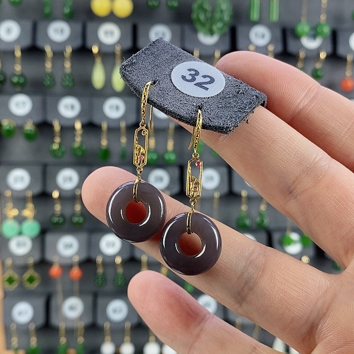 和田玉耳饰18K金镶嵌