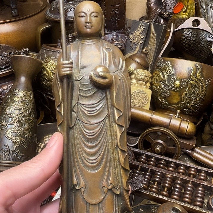 精美铜器批发档口
