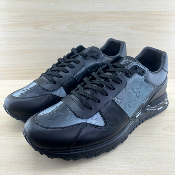 未使用 LouisVuitton/路易威登 Run Away黑色系带运动鞋男款