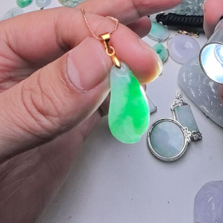 翡翠未镶嵌颈饰天然缅甸翡翠A货