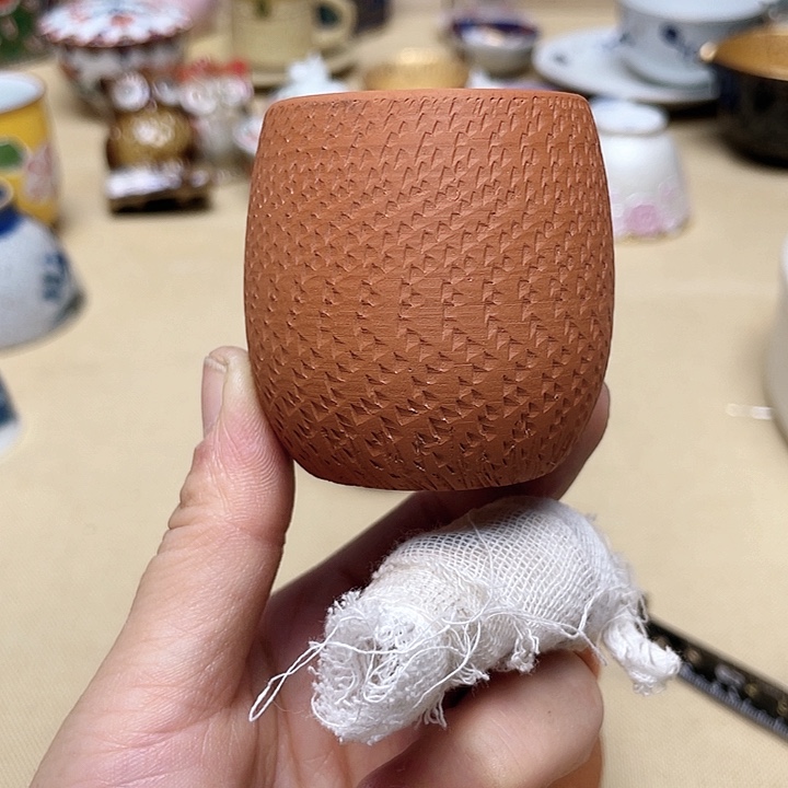 紫砂茶杯盘子里都有