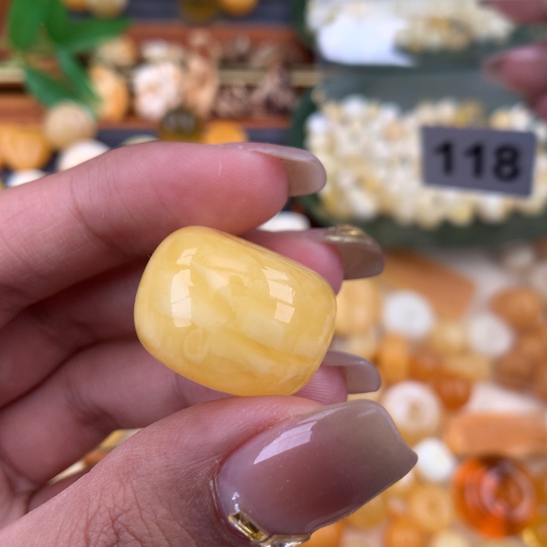 琥珀珠宝奇石未镶嵌22.5
