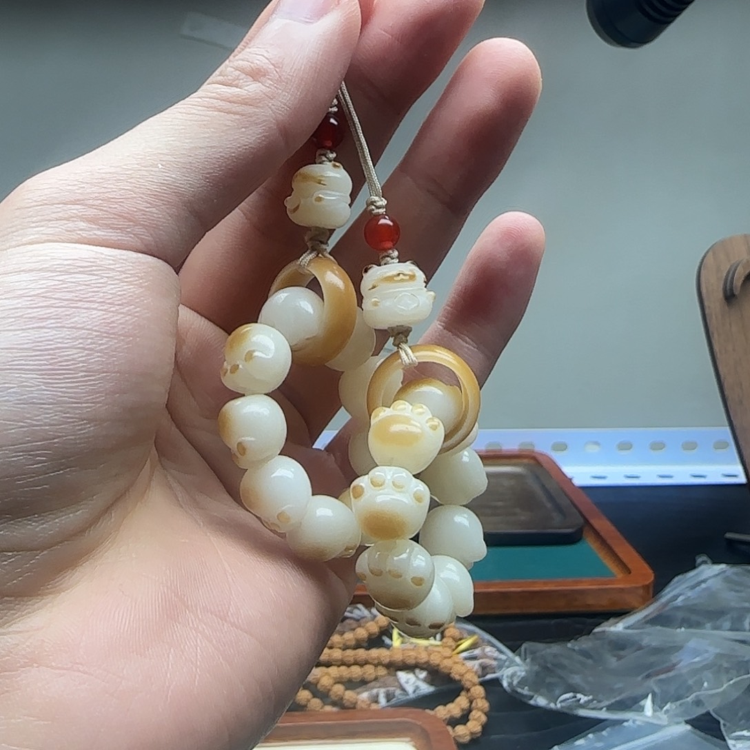 花岗石铁合金一对小猫爪子吊坠