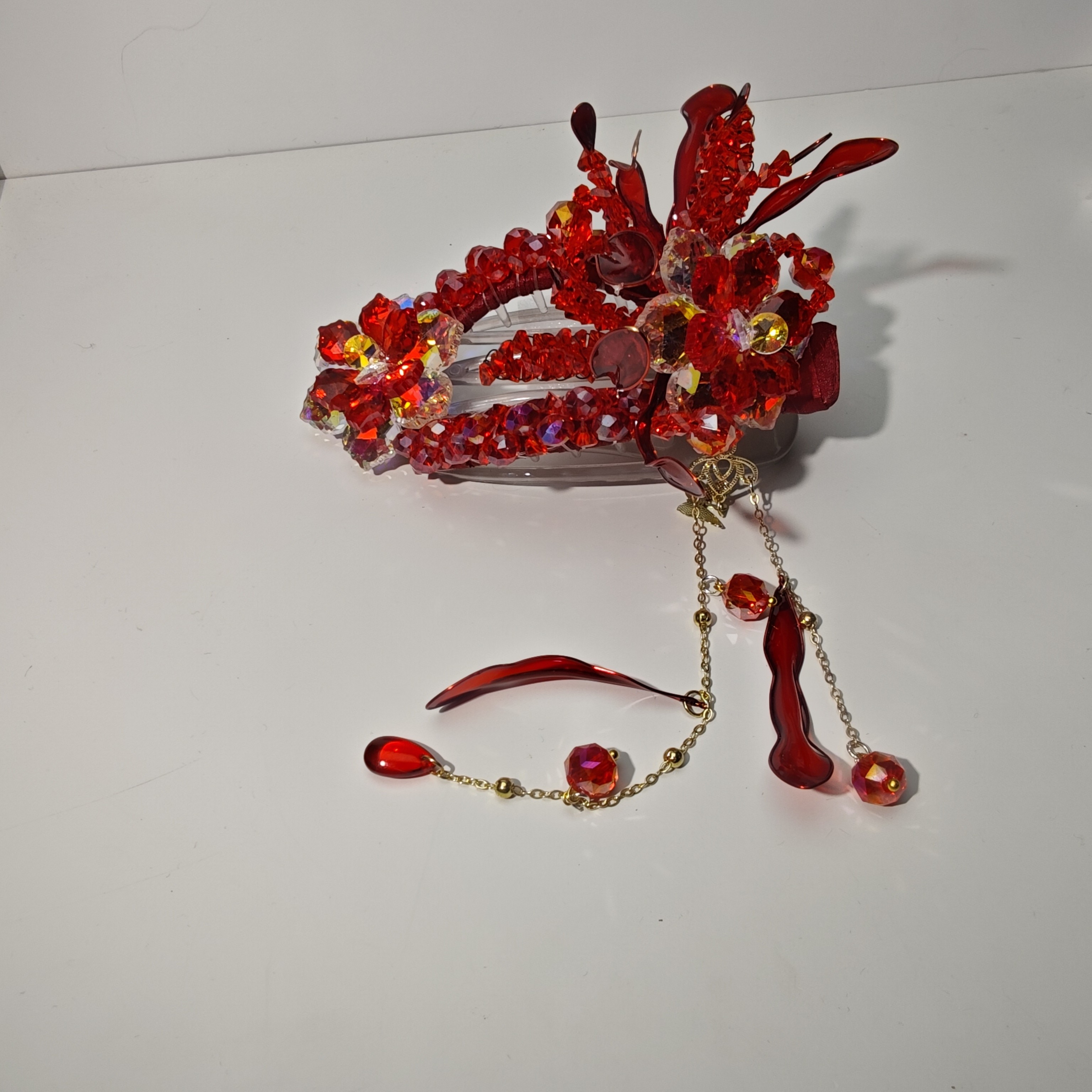 A8410编号紫莹轻奢发饰《燕尾》