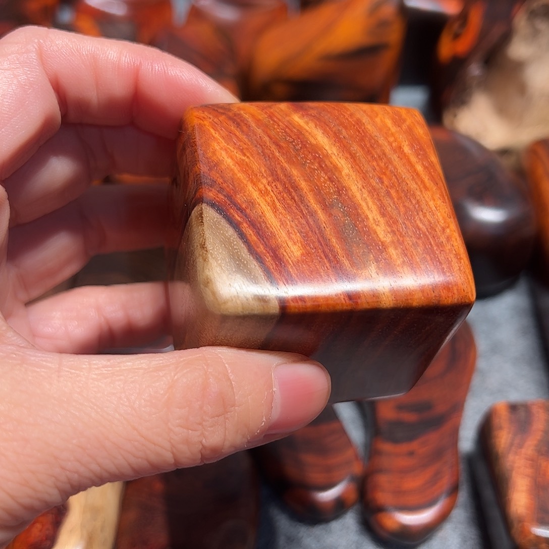 自***心染料紫檀（血檀）赞比亚