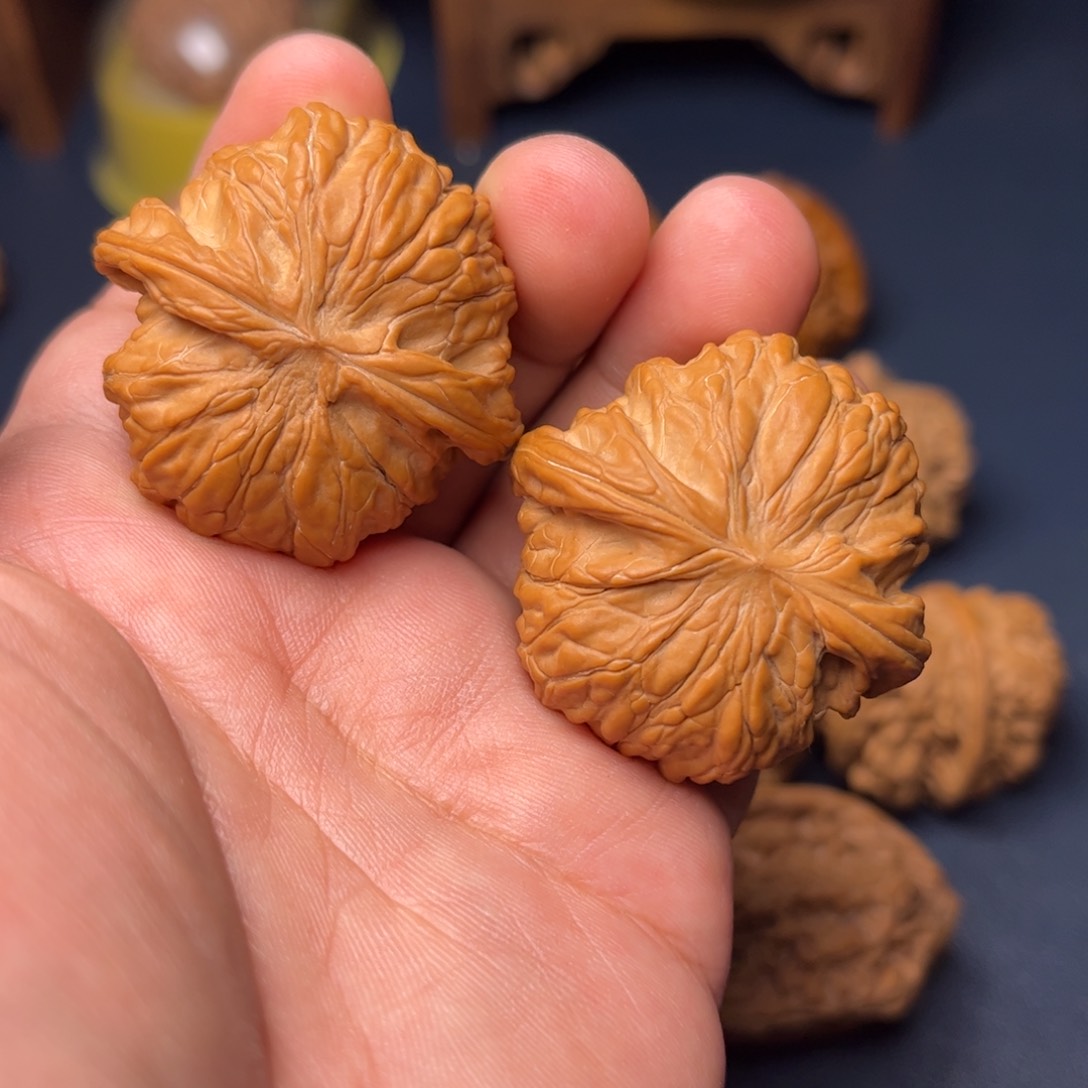 文玩核桃吊坠磨盘
