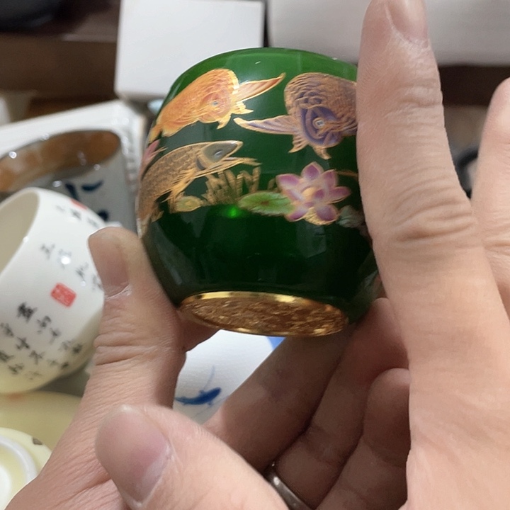 陶瓷茶具全部清清完回家过年