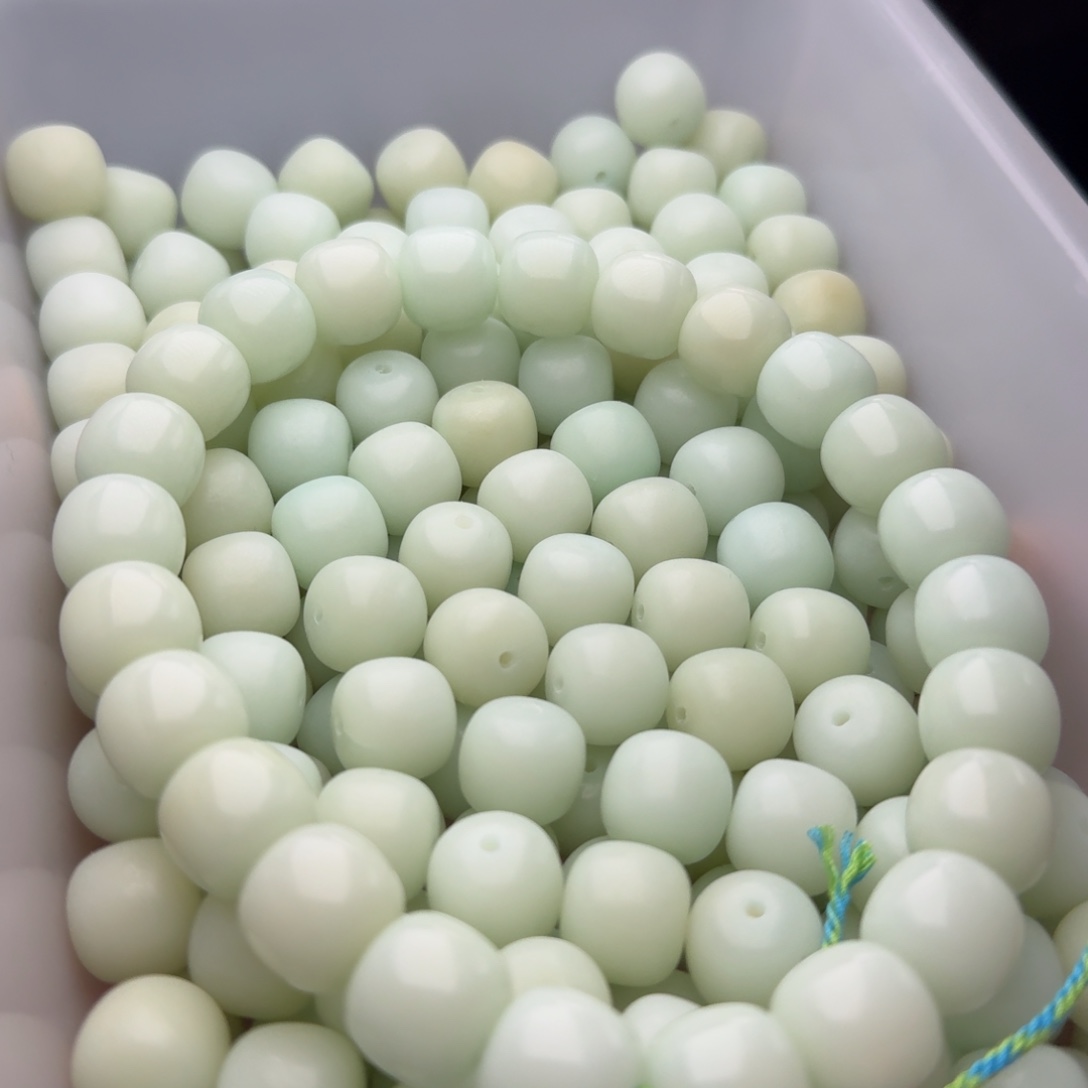 菩提根/象牙果吊坠20 颗冰蓝 14 桶